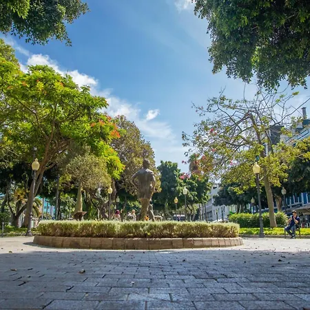 By Playa Del Confital & Canteras Apartment *